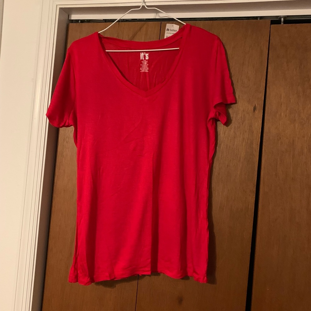 A NEW Ladies Red Tee!❤️